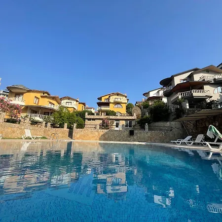 Villa Nas-a Luxury, 6 Bedroom, 3 Bathroom Alanya