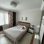 Villa Nas-a Luxury, 6 Bedroom, 3 Bathroom *