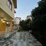 Villa Nas-a Luxury, 6 Bedroom, 3 Bathroom *