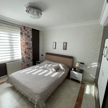 Villa Nas-a Luxury, 6 Bedroom, 3 Bathroom *