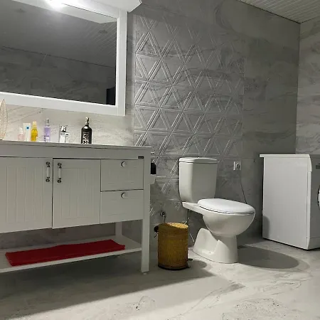 Villa Nas-a Luxury, 6 Bedroom, 3 Bathroom *
