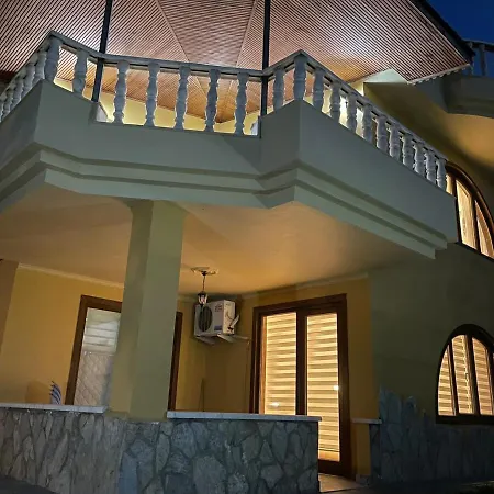 Vila Nas-a Luxury, 6 Bedroom, 3 Bathroom *