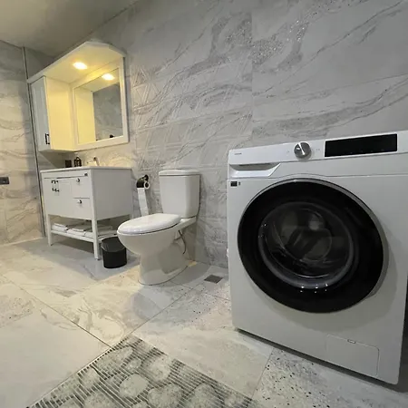 Luxury, 6 Bedroom, 3 Bathroom Villa Alanya