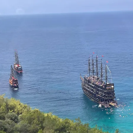 Vila Nas-a Luxury, 6 Bedroom, 3 Bathroom