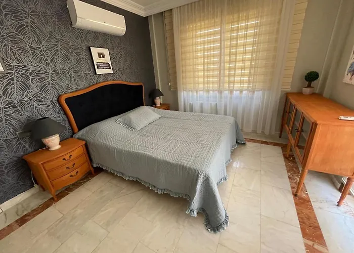 Nas-a Luxury, 6 Bedroom, 3 Bathroom Villa Alanya