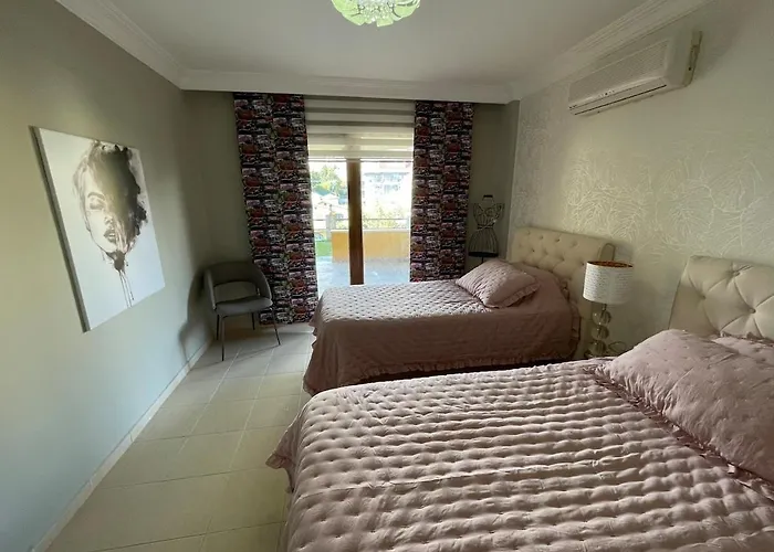 Vilă Nas-a Luxury, 6 Bedroom, 3 Bathroom Alanya