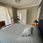 Villa Nas-a Luxury, 6 Bedroom, 3 Bathroom *