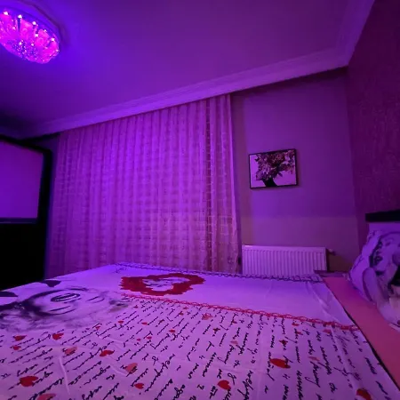 Nas-a Luxury, 6 Bedroom, 3 Bathroom וילה אלאניה