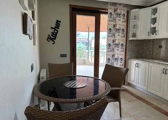 Nas-a Luxury, 6 Bedroom, 3 Bathroom Villa Alanya