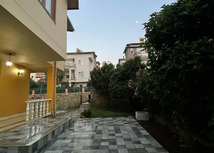 Villa Nas-a Luxury, 6 Bedroom, 3 Bathroom *